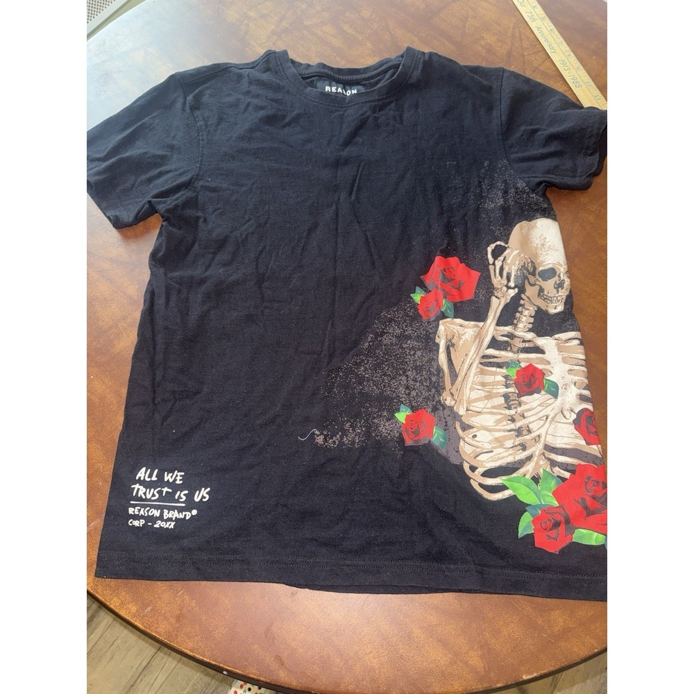 Reason Men's Short Sleeve Medium Black Skeleton & Roses T-Shirt